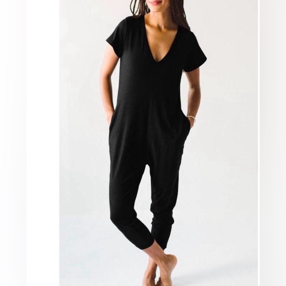 Smash + Tess The Sunday Romper Black Short Sleeve One piece V Neck Size XS
